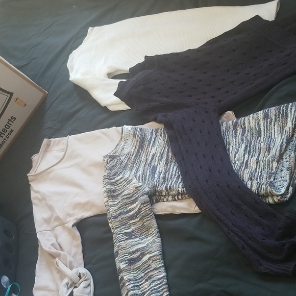 Womans tops bundle - Picture 4 of 6